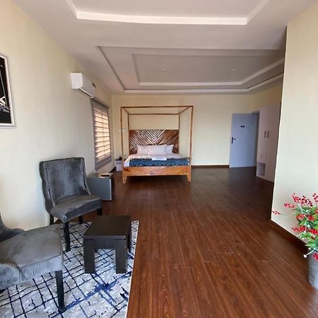 Oceanfront Wavecrest Hotel Lekki Exteriér fotografie