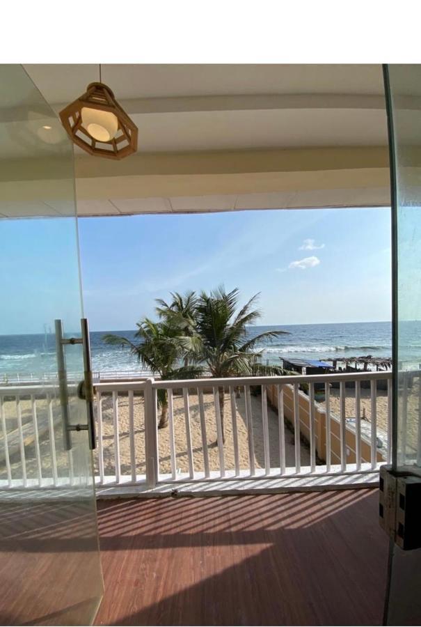 Oceanfront Wavecrest Hotel Lekki Exteriér fotografie